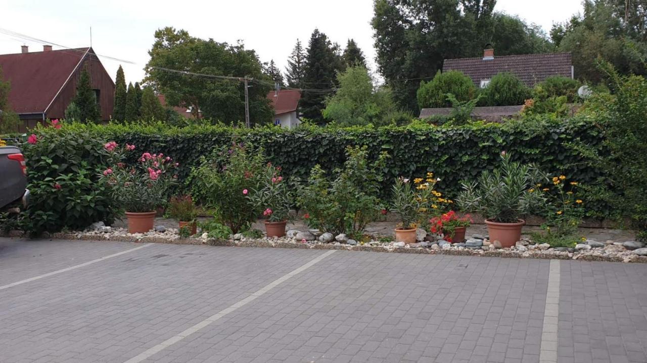 Pipacs apartmanok Balatonboglár Kültér fotó